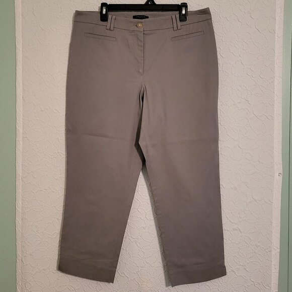 EUC Ann Taylor Gray Curvy Fit Cropped Pants Women's Size 14 - Picture 1 of 8